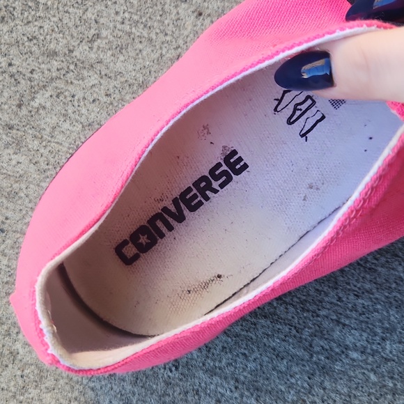 NEON PINK converse - Picture 5 of 9